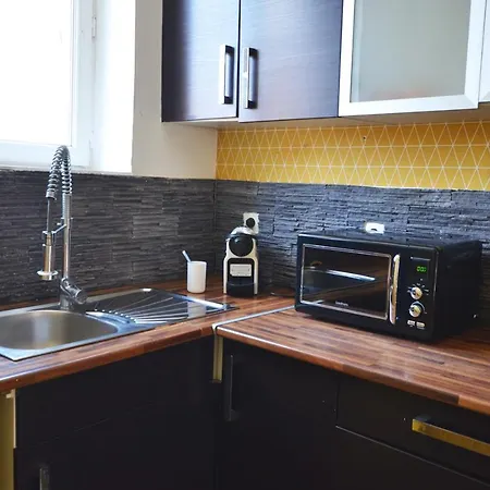 Capstay Cosy Centre 2 Babyfoot & Netflix Raismes